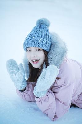 共享女儿小诗1～10章的背景资料